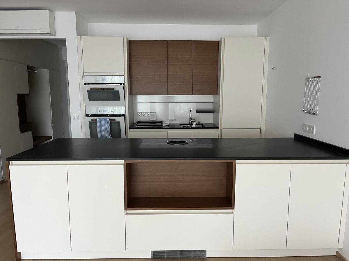 Luxusappartement Mit Garage Im Zentrum Wiener Neustadt Eksteriør billede